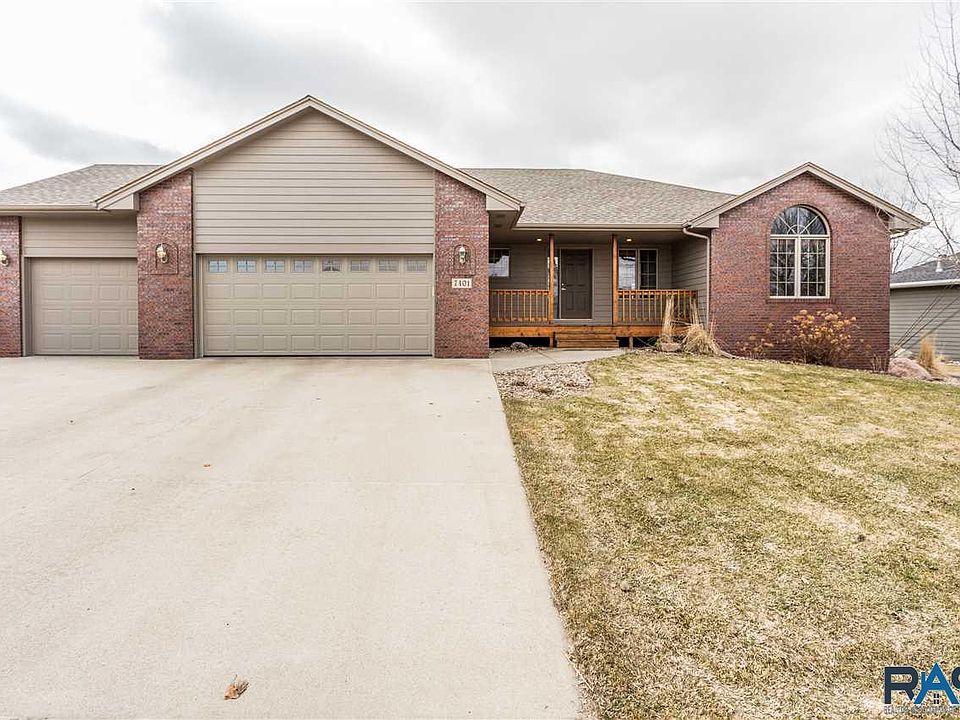1st image of 7401 S Russet Dr