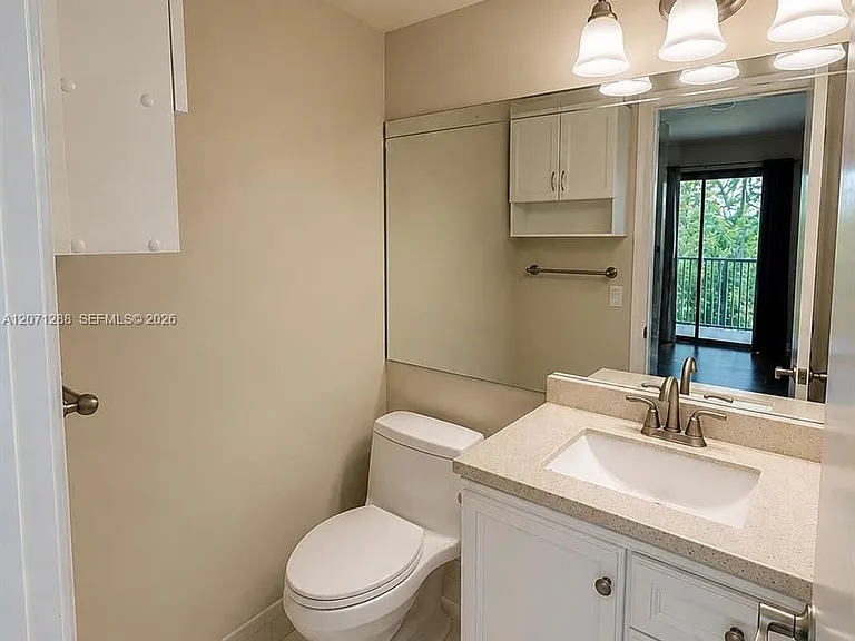 13450 SW 3rd St #404D — Photo 7