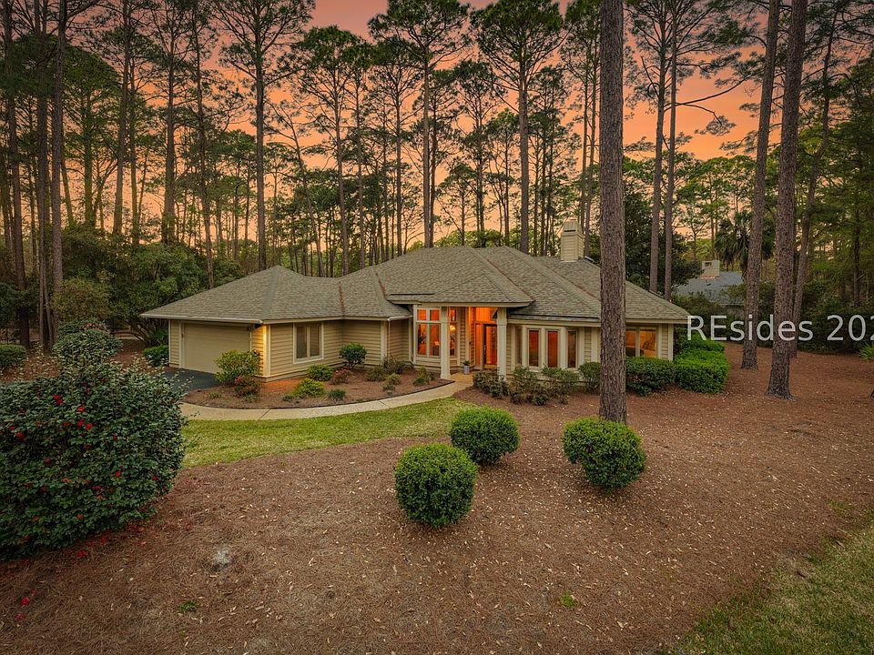 1st image of 2 Hummingbird Ct