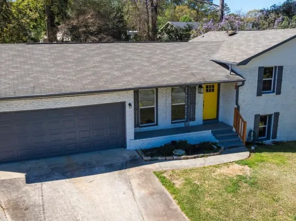 1593 Westminister Dr, Macon, GA 31204