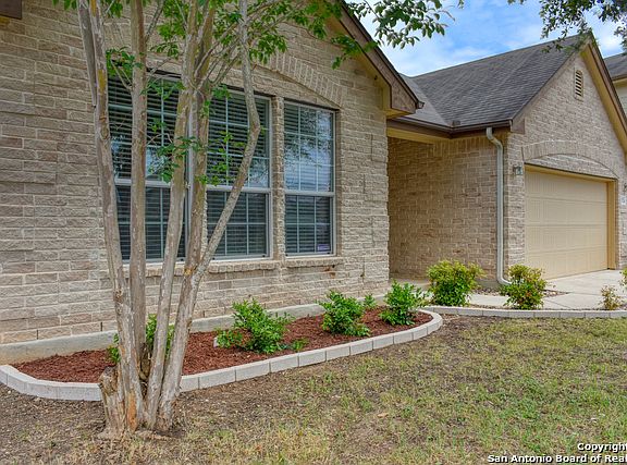 3rd image of 5726 Onyx Way