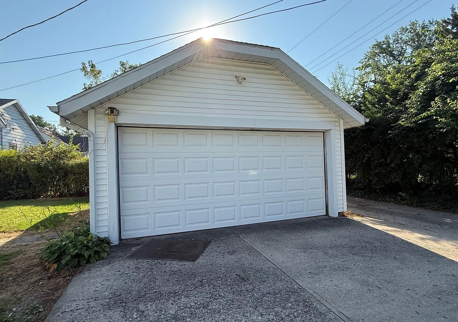 3 Bedroom Bungalow Near BSU - IU Health BMH — Photo 3