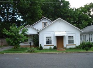 400 Crockett St, Lawrenceburg, TN 38464