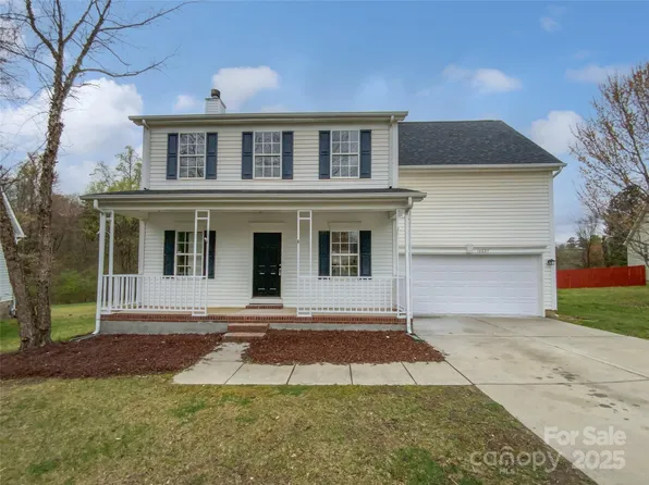 10827 Azure Valley Pl, Charlotte, NC 28269