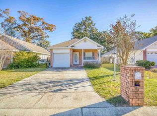 5806 Last Big Tree Ln, Pensacola, FL 32505
