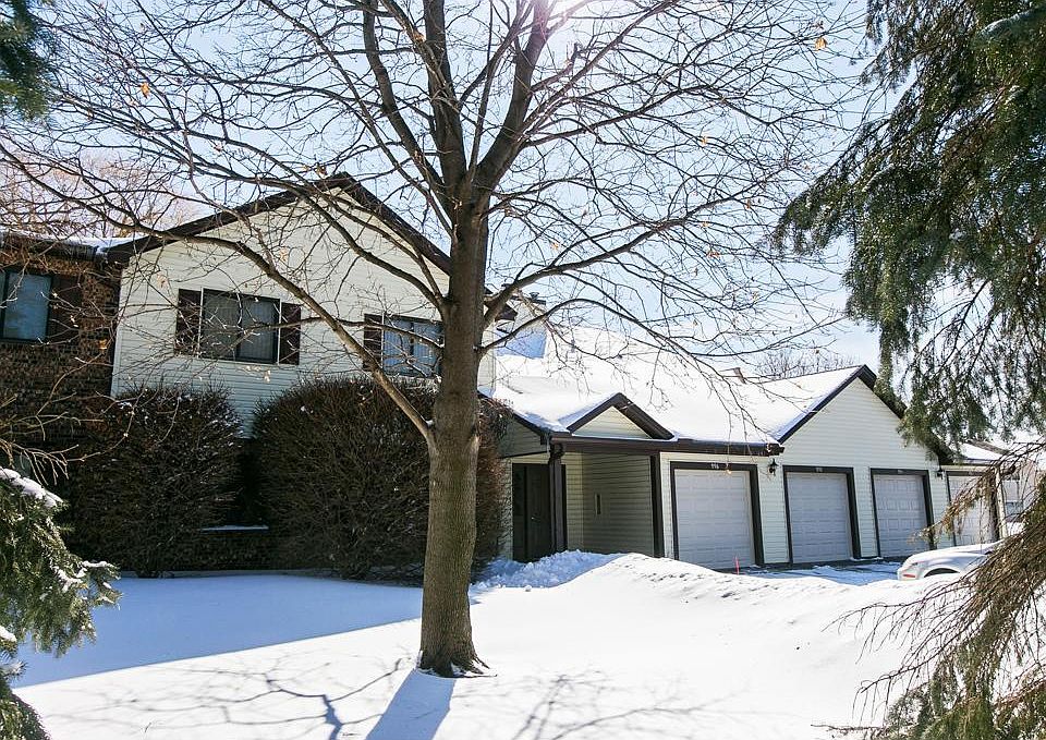1st image of 992 Heritage Ct E #407