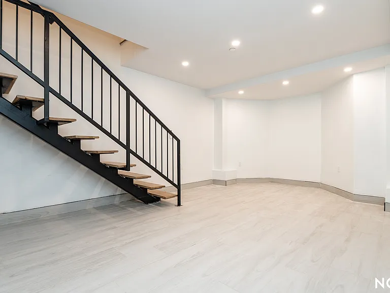 156 Martense St #1G — Photo 14