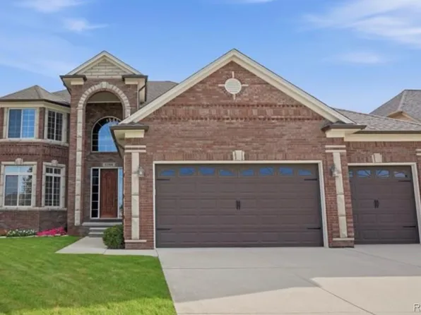 52908 Harmony Dr, Macomb, MI 48042