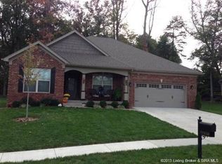 11538 Forest Hill Cir, Sellersburg, IN 47172