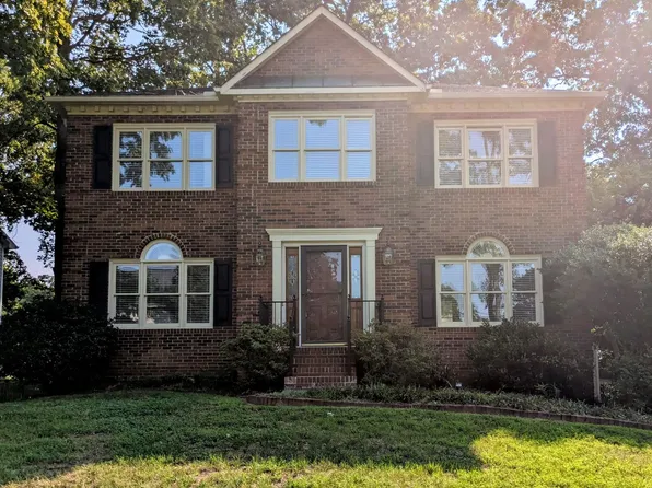 2251 Nettlebrook Dr, Winston Salem, NC 27106