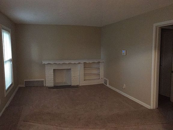 2nd image of 15806 Biltmore Ave