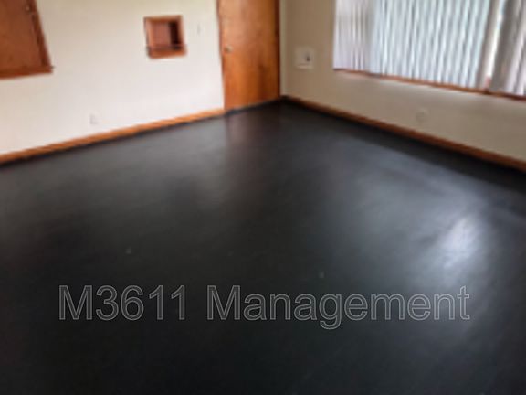 2nd image of 334 N 33rd St #2