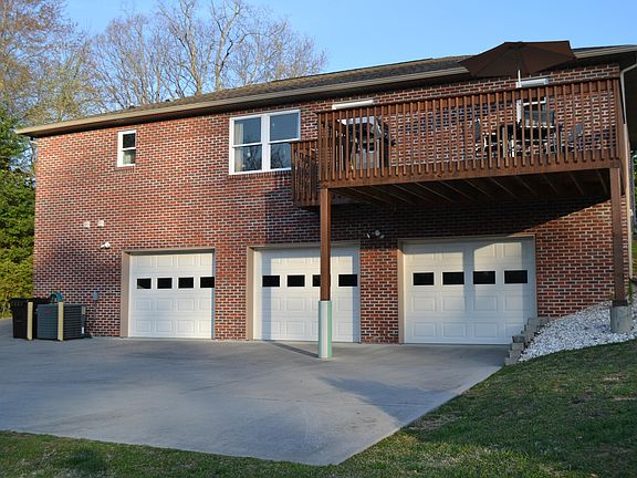 3rd image of 2222 NW Murray Dr