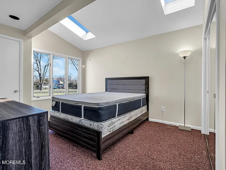 459 W Park Ave — Photo 15