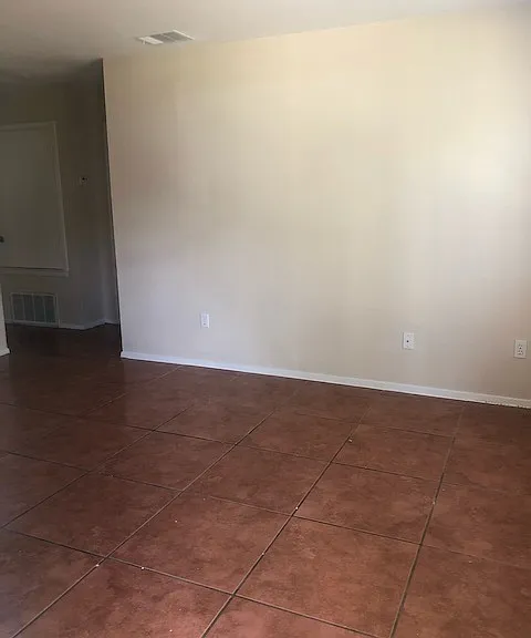 239 Craddock Ave #B — Photo 7