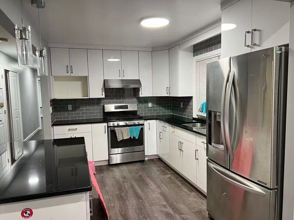 2300 214th St FLOOR 2