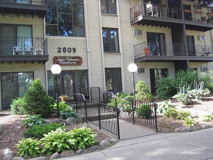 1st image of 2809 E Minnehaha Pkwy APT 102