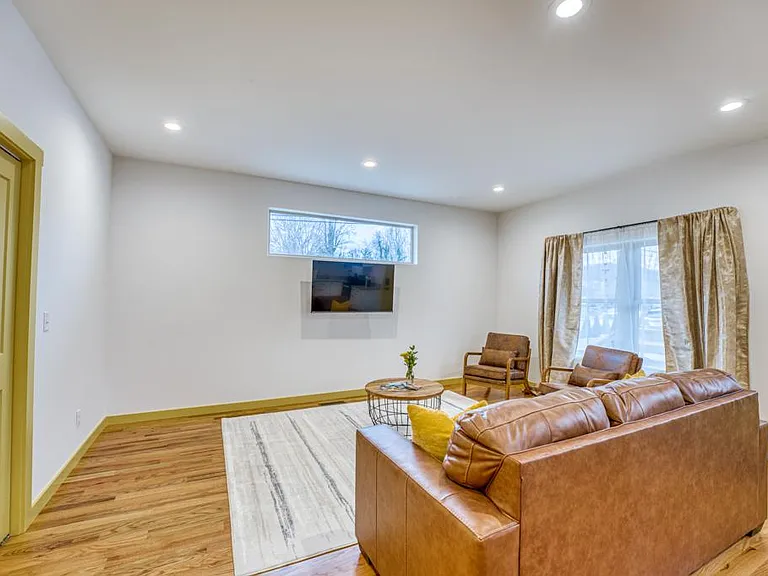 7 Sylvanella Ln — Photo 55