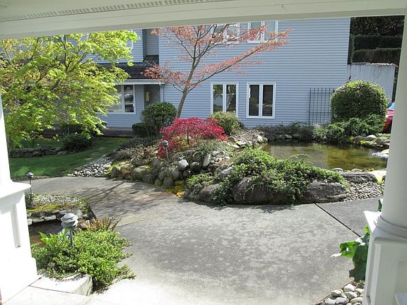 2nd image of 7221 Soundview Dr APT 205