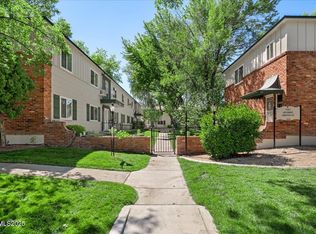 1945 4th St #32, Sparks, NV 89431