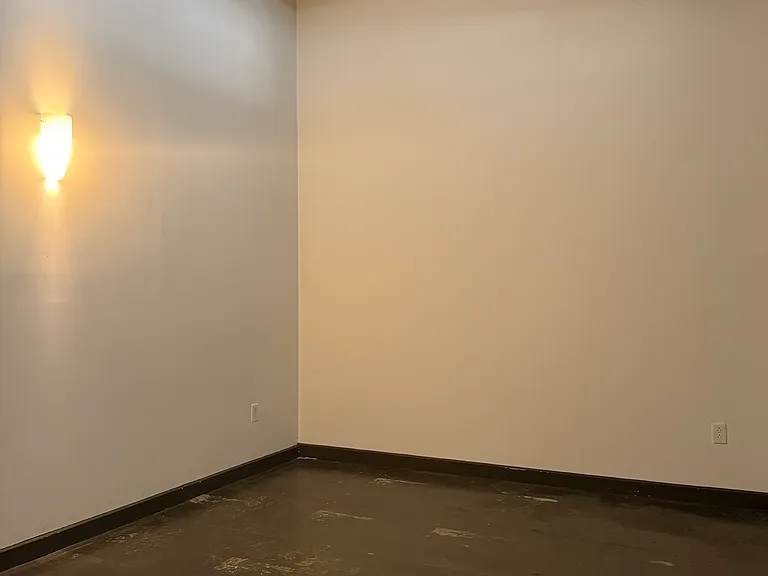 7th Street Lofts — Photo 27
