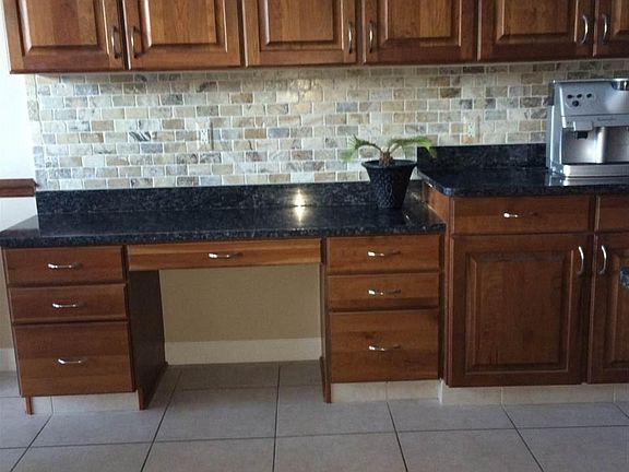 2nd image of 2905 Harrow Way