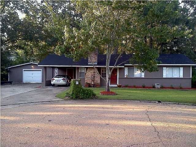 1st image of 3401 Marguerite Dr