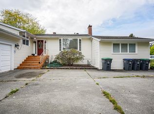 16428 12th Ave, Surrey, BC V4A 9H6