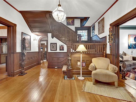2nd image of 5519 Bartmer Ave