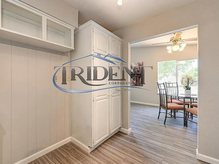 1561 Esplanade Way — Photo 11