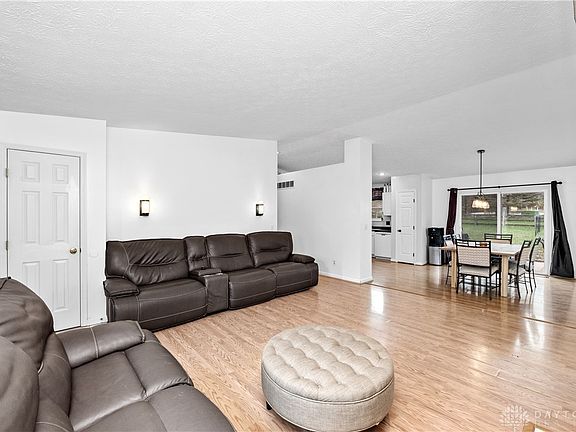 4th image of 6133 Pine Meadows Dr