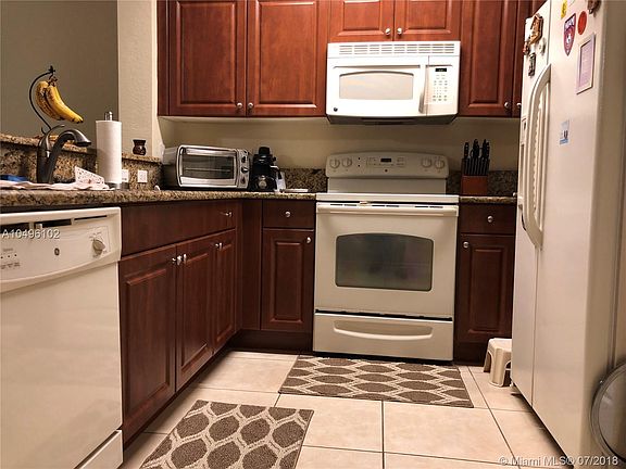 4th image of 9163 SW 227th St Unit 6