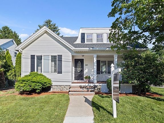 2nd image of 345 Essex St