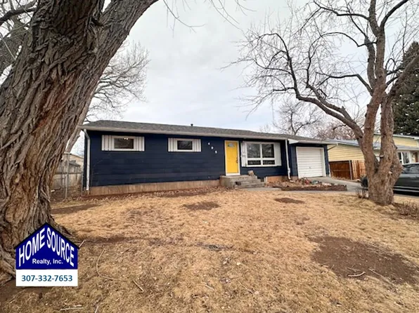 695 N 9th St, Lander, WY 82520