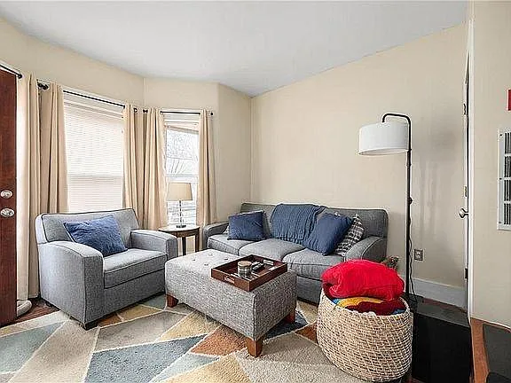 21 Kenyon St #1 — Photo 3