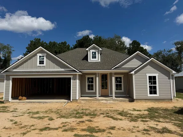 327 Barry Field Cir, Hahira, GA 31632