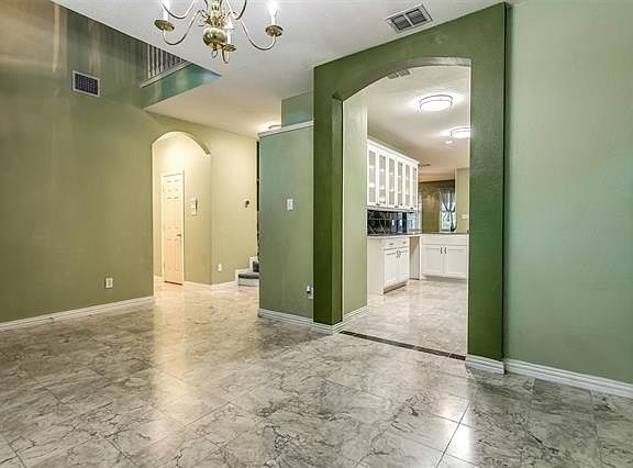 5th image of 4132 Cardigan Dr