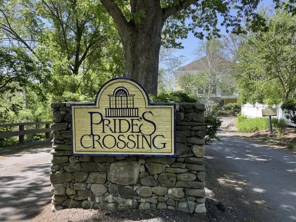 1 Riverview Blvd APT 4-203, Methuen, MA 01844