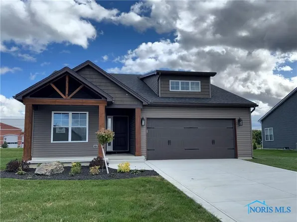 1366 Fiddlers Way, Waterville, OH 43566