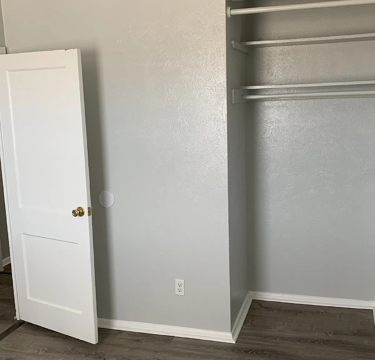 2 bed, 1.0 bath, $1,450 — Photo 3