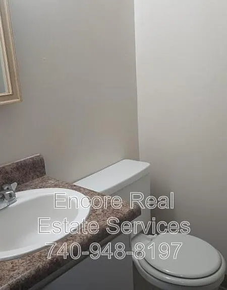 380 N 40th St #9 — Photo 6
