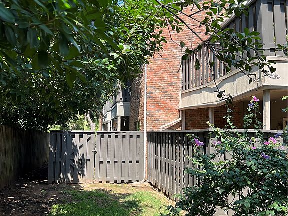 3rd image of 400 Pebble Way APT 262
