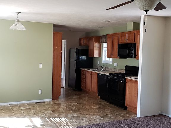 2nd image of 516 Courtland Ln #48