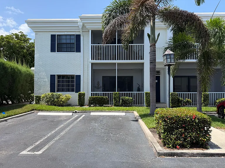 180 Cypress Club Dr #815 — Photo 3