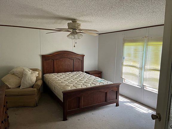 3rd image of 227 County Road 102