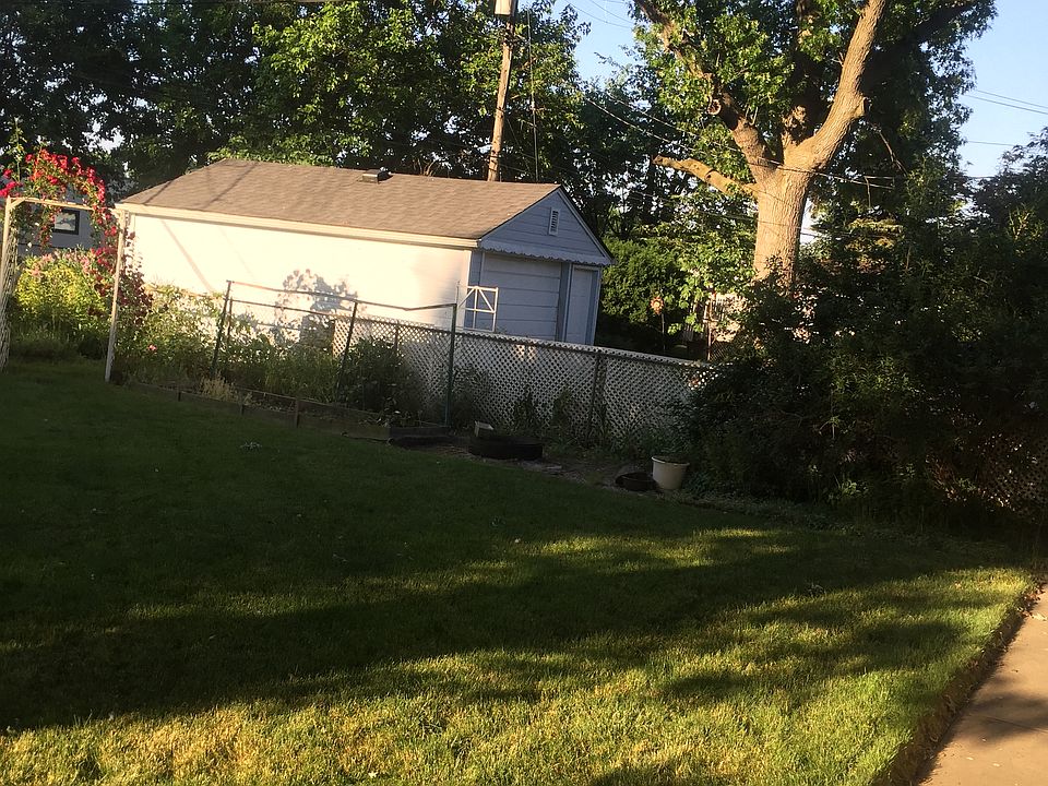 1st image of 78 W Robert Ave