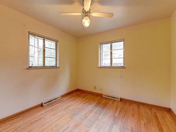 355 S. 36th Street Bedroom