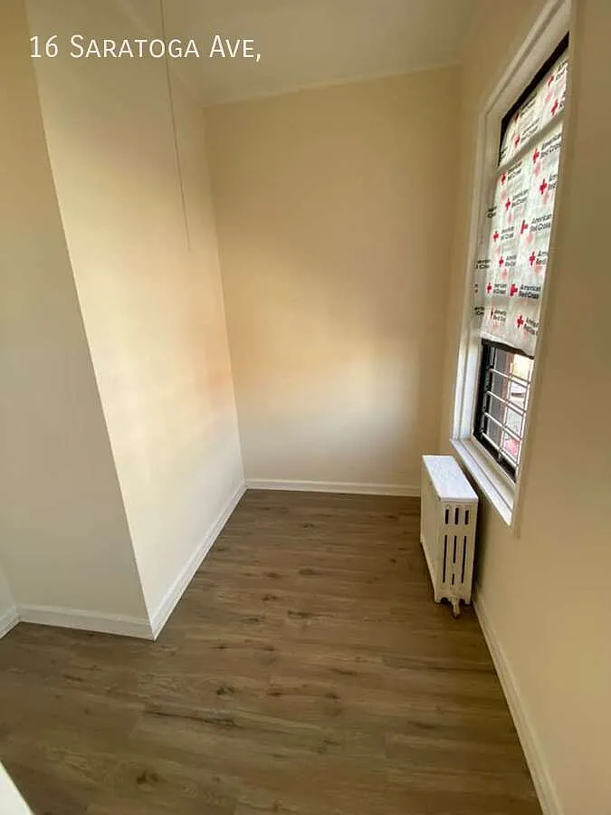 3 bed, $3,400 — Photo 2