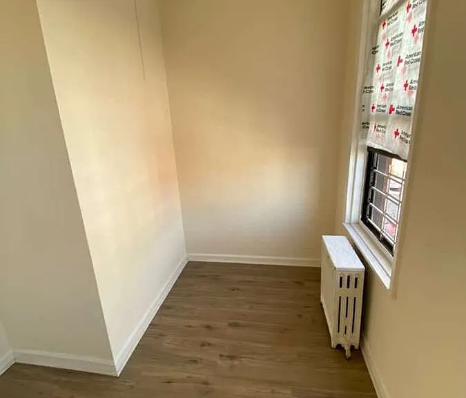 16 Saratoga Ave — Photo 2