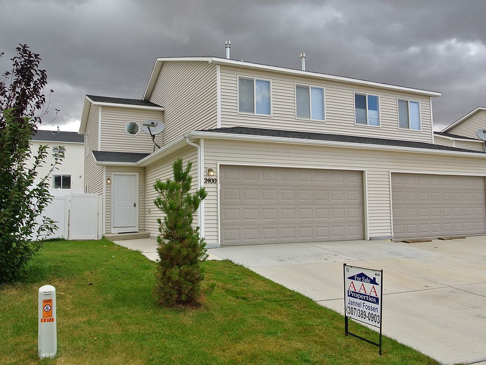 1st image of 2400 Westridge Dr